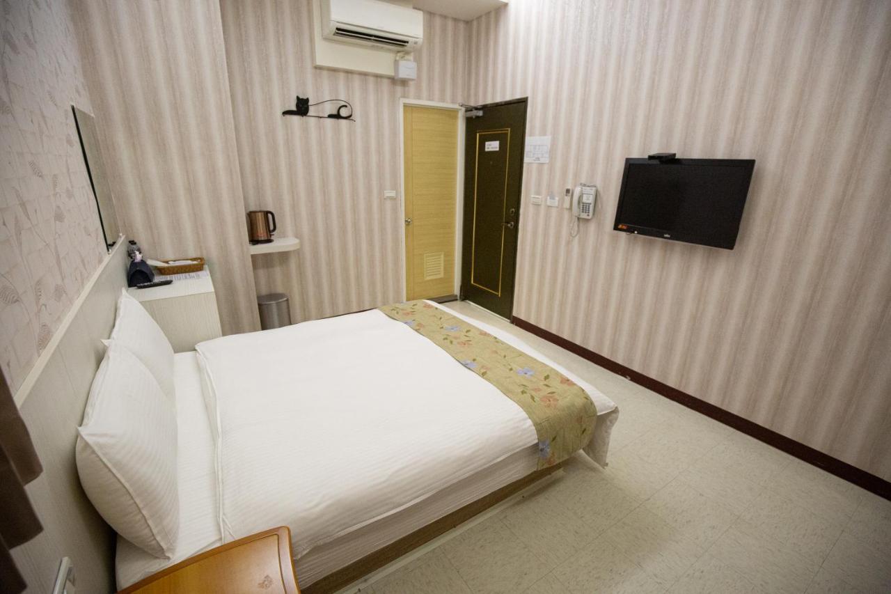 Jia-Jia Business Hotel Luodong Eksteriør billede