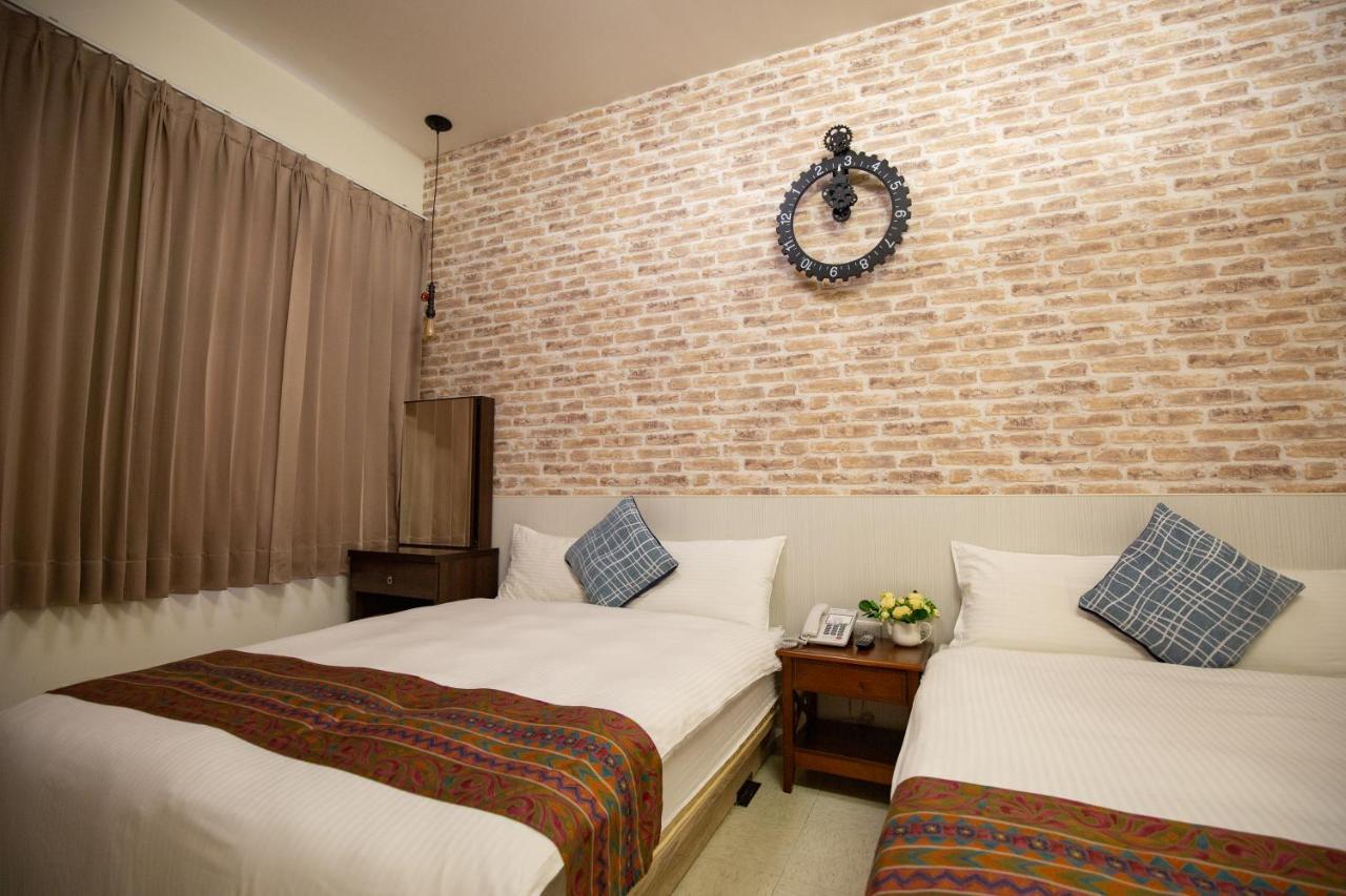 Jia-Jia Business Hotel Luodong Eksteriør billede