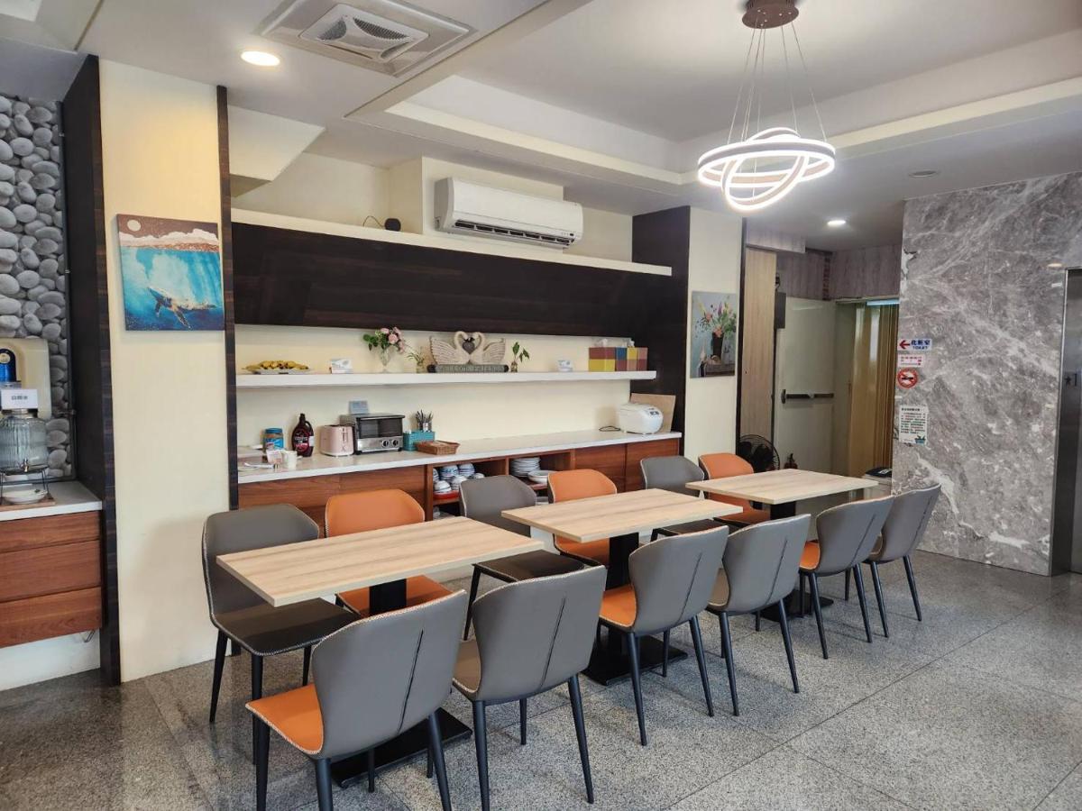 Jia-Jia Business Hotel Luodong Eksteriør billede