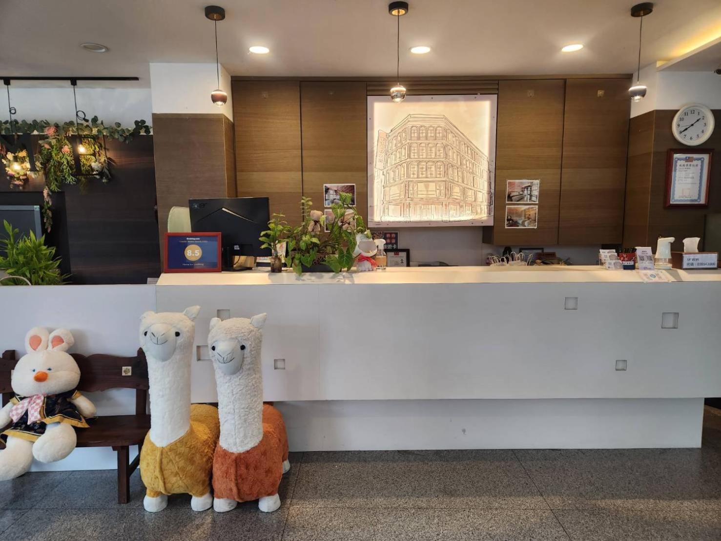 Jia-Jia Business Hotel Luodong Eksteriør billede