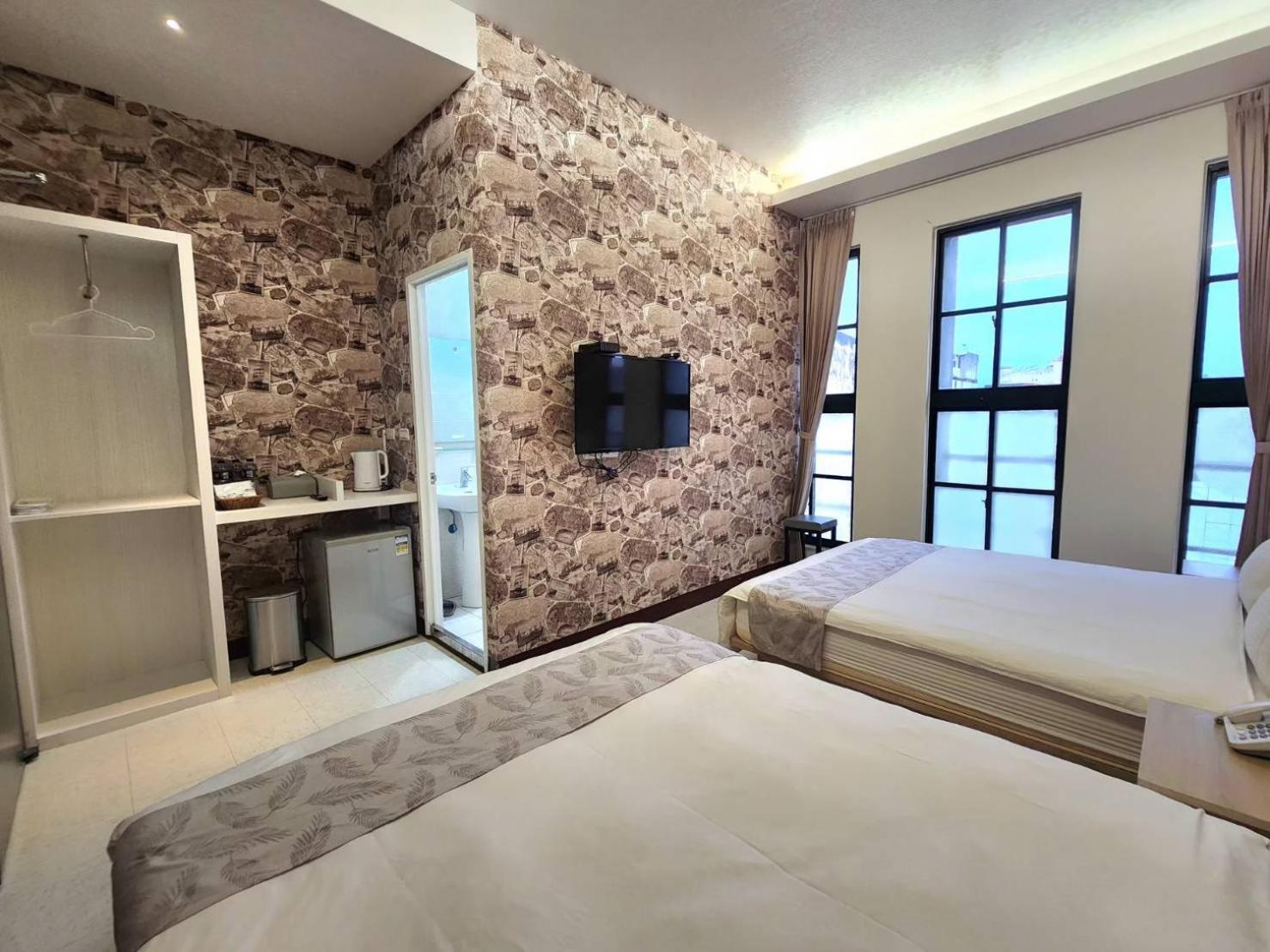 Jia-Jia Business Hotel Luodong Eksteriør billede