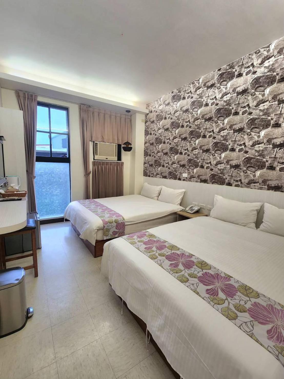 Jia-Jia Business Hotel Luodong Eksteriør billede