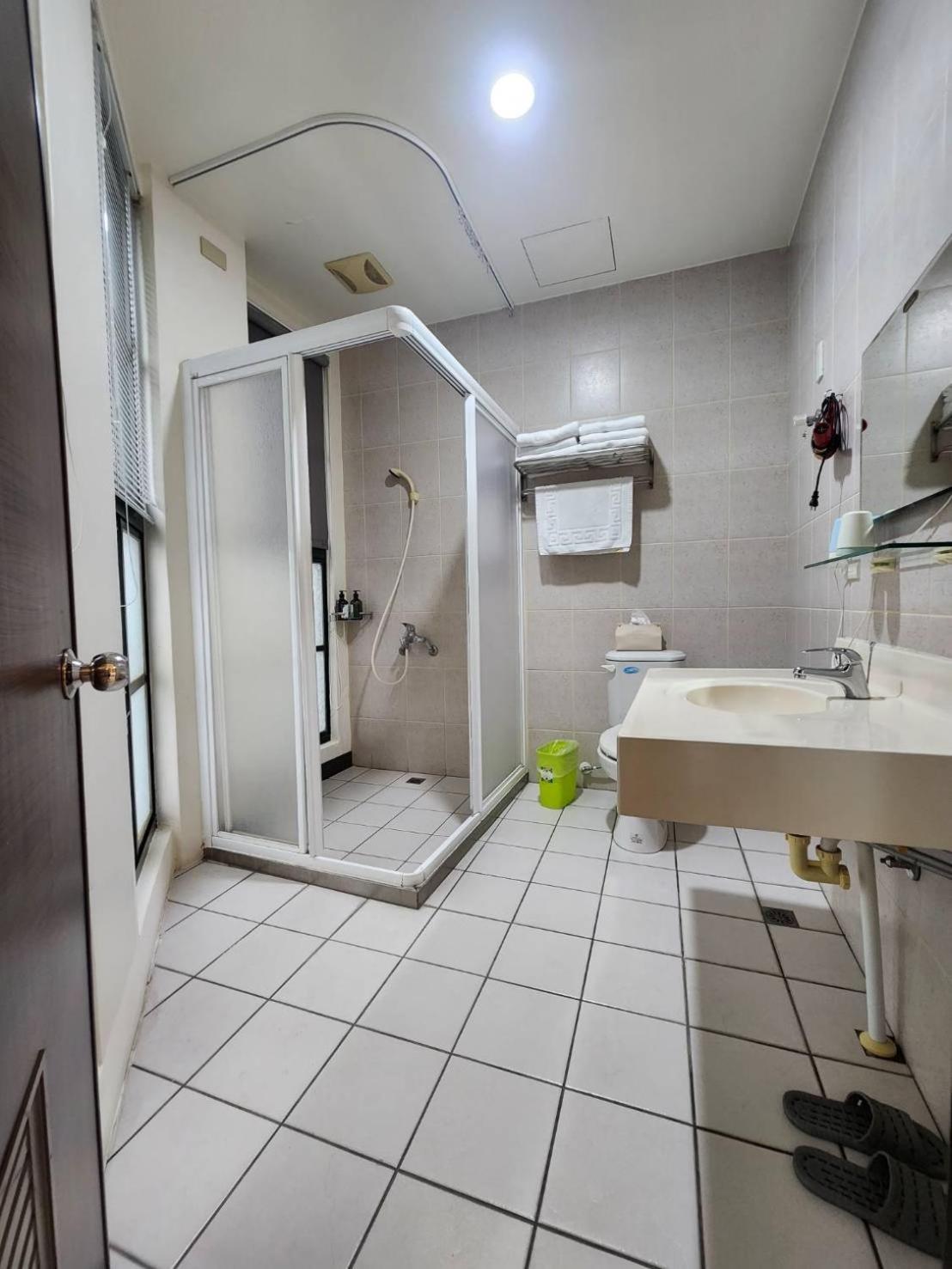 Jia-Jia Business Hotel Luodong Eksteriør billede